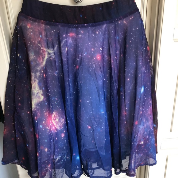 Think Geek Dresses & Skirts - Think Geek Twinkling Skirt